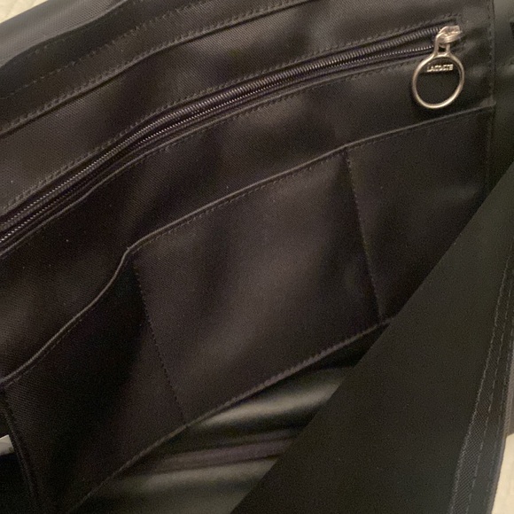 LACOSTE Nylon laptop bag. Crossbody. - Picture 9 of 11